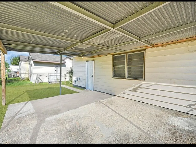3626 Yosemite St — Photo 10