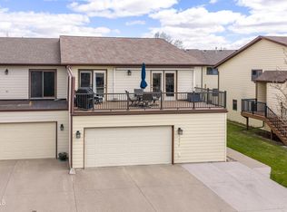 1072 Westwood St, Bismarck, ND 58504