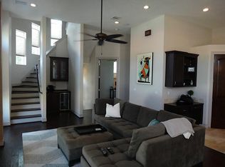 2028 Sabine St, Houston, TX 77007