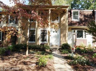 10968 Harpers Square Ct, Reston, VA 20191