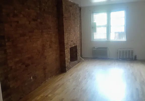3rd image of 216 7th Ave APT 2G