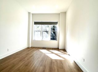 3215 S Racine Ave #1, Chicago, IL 60608