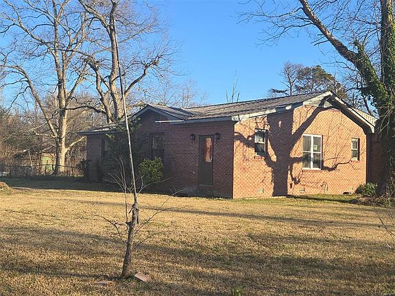 4th image of 933 Skipper Bridge Rd