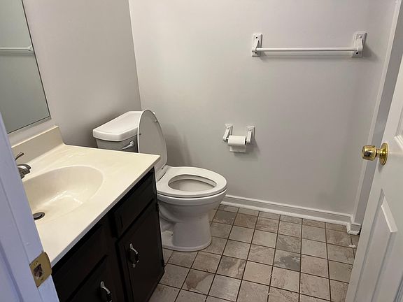 5th image of 4909 Hillery Ct