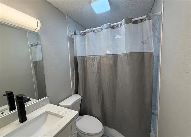 4116 Delaware Ave #A — Photo 3