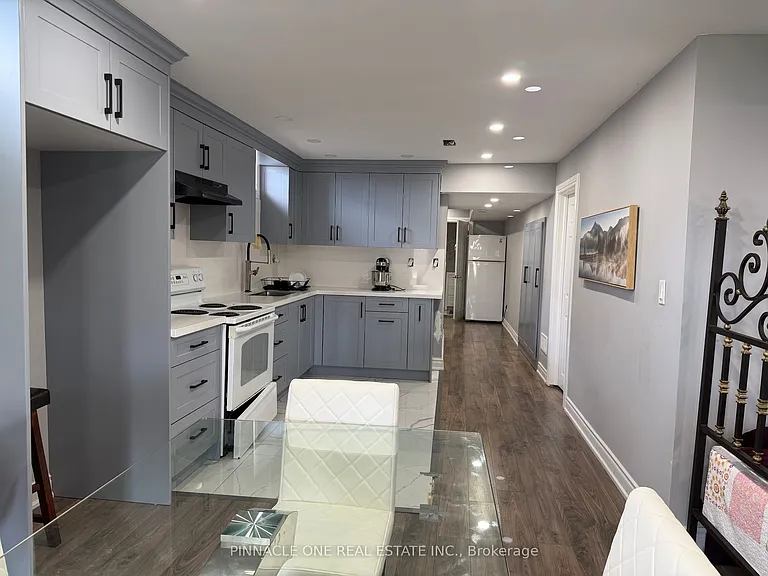 23 Purdy Pl — Photo 3