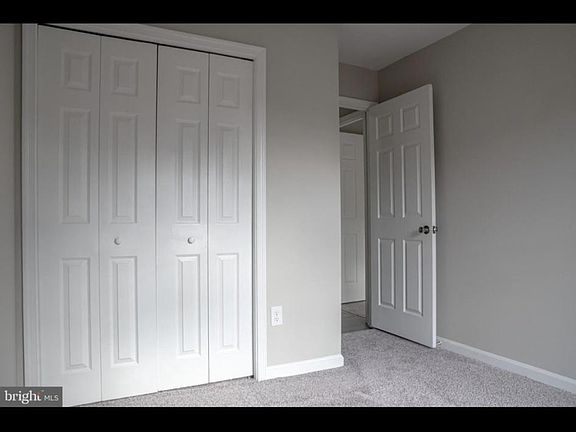 4th image of 10732 Wakeman Dr #1F