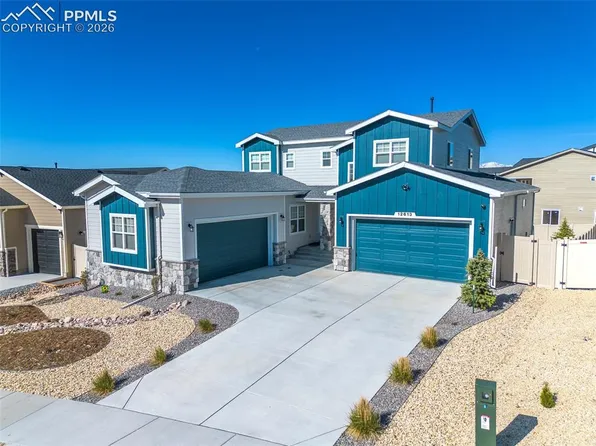 12613 Granite Ridge Dr, Falcon, CO 80831
