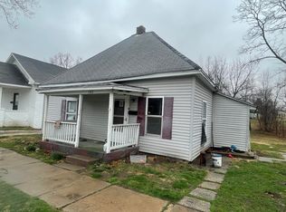 1323 Myra St, Moberly, MO 65270