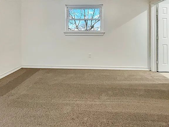 5th image of 339 Shady Ct #0