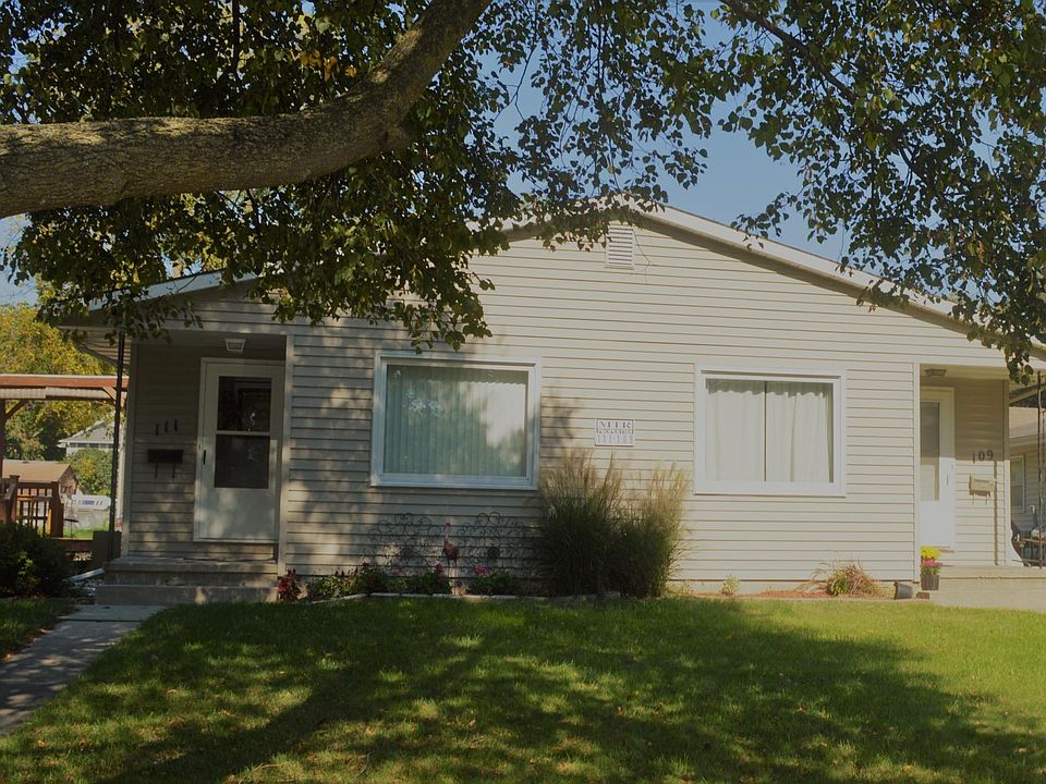 2nd image of 109 14th St #111