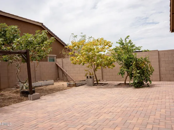 5343 W HACKAMORE Drive, Phoenix, AZ 85083
