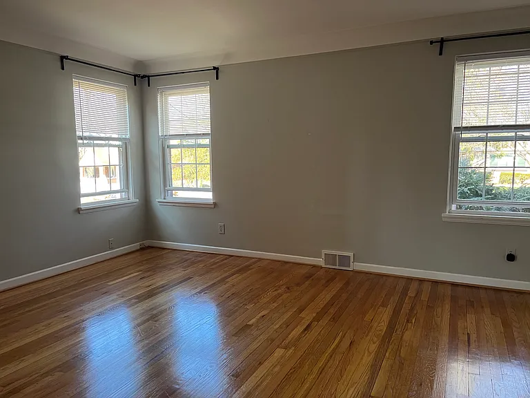 1983 Connecticut Ave #1 — Photo 23