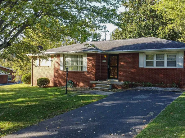 204 Hillcrest Dr, Marion, KY 42064