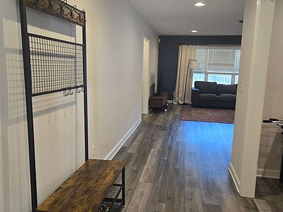 4th image of 13059 Rolling Meadows Cir