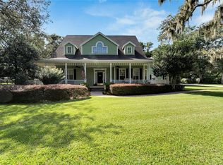 2928 Chelsea Woods Dr, Valrico, FL 33596