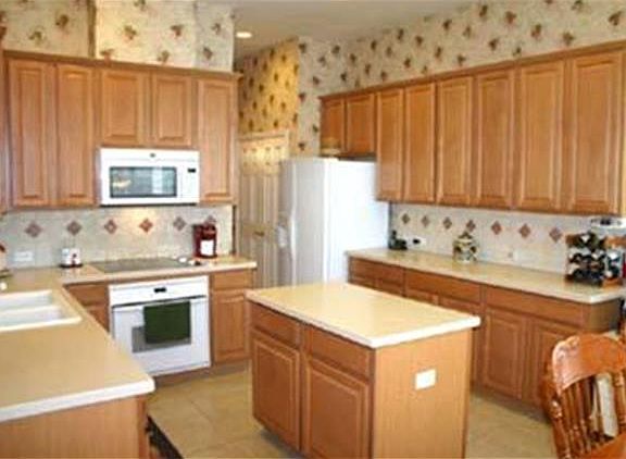 5th image of 4527 Avebury Dr