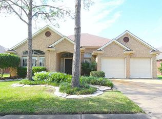 103 Island Breeze Cir, League City, TX 77573