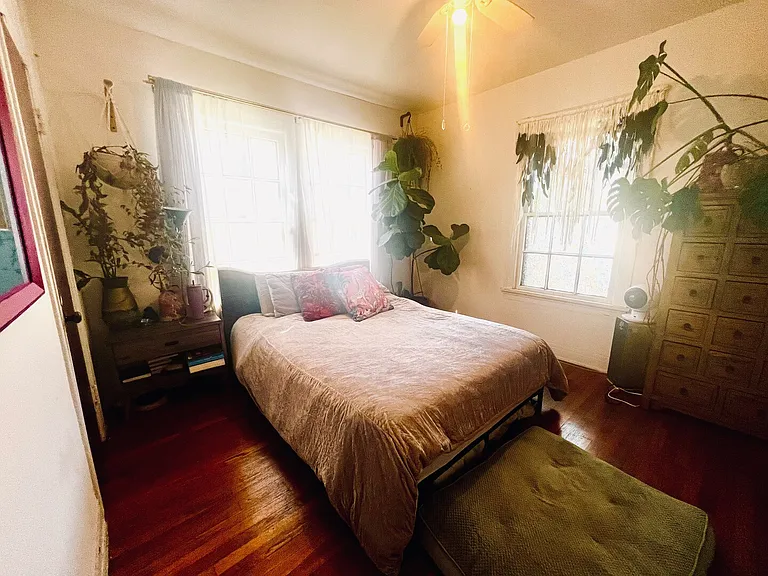 Alameda Dr — Photo 9