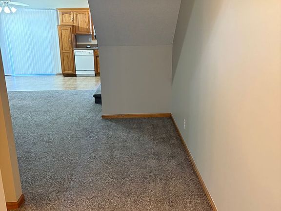 2nd image of 1634 Highland Dr
