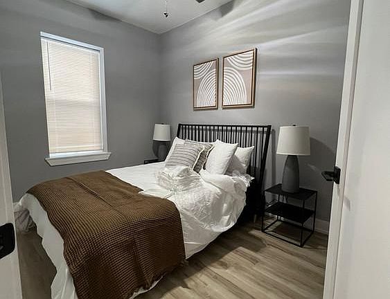4th image of 2119 N Sedgwick St #93f851fdf