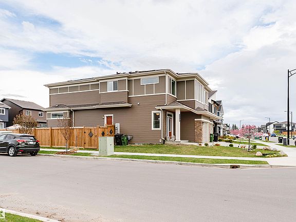 2nd image of 231 Orchards Blvd SW
