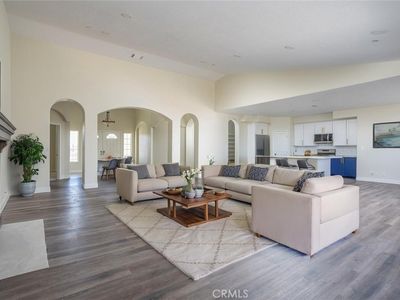 9678 Farmington St, Oak Hills, CA, 92344