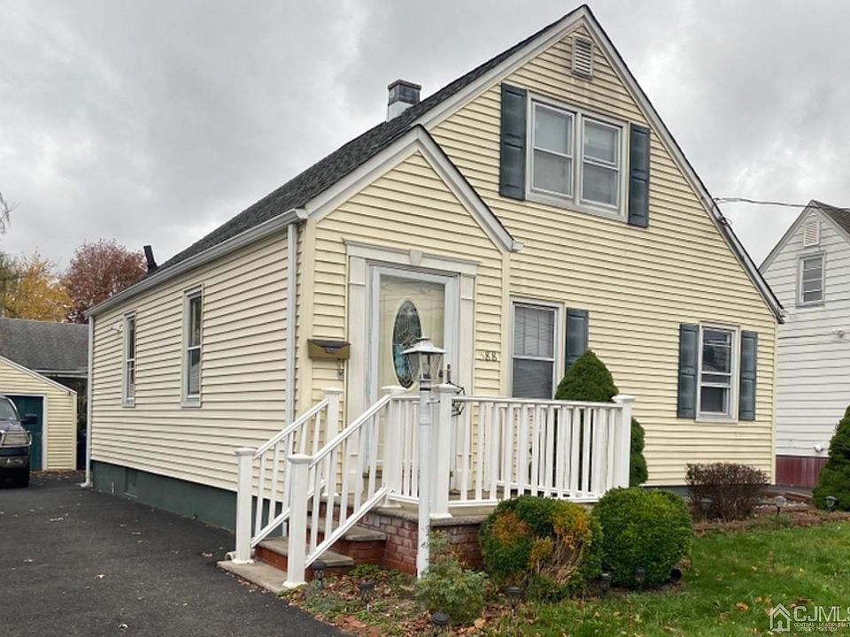 2nd image of 588 1st Ave
