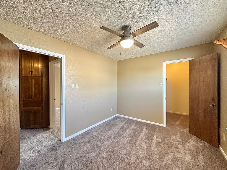 4806 Rainbow Cir — Photo 19