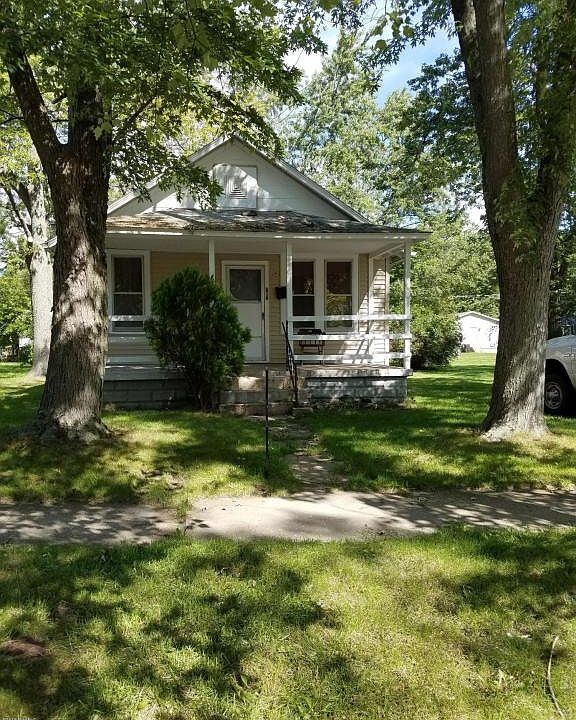 1st image of 863 Wauceda Ave