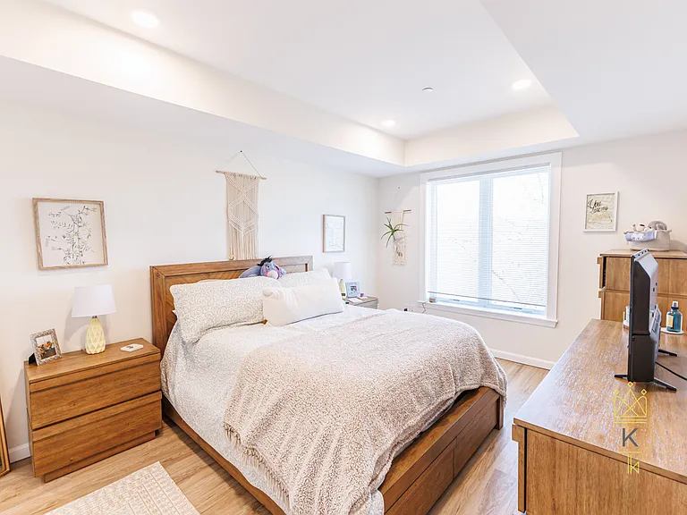 458 Washington St #304 — Photo 6