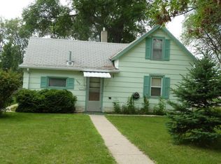 1023 4th Ave NE, Jamestown, ND 58401