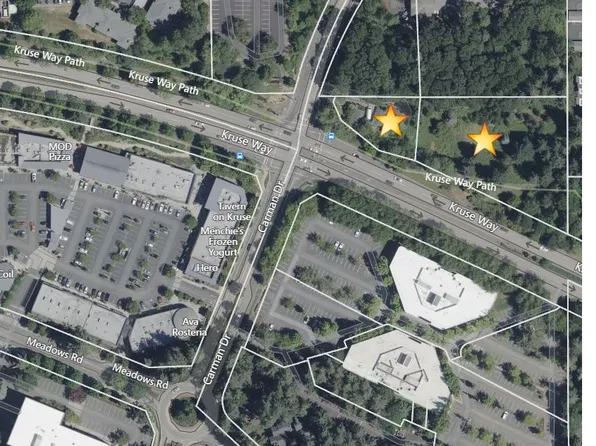 4580 Carman Dr, Lake Oswego, OR 97035