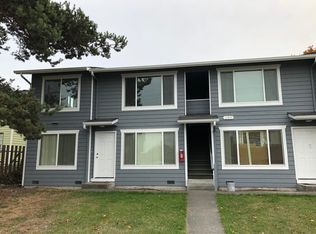 685 SE 8th Ave APT 201, Oak Harbor, WA 98277