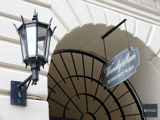 Sold by Bond New York | media 8