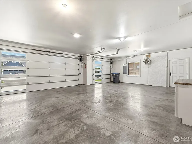 2643 Molten Ct — Photo 27