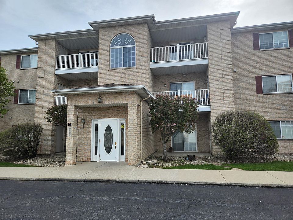 1st image of 2039 W 75th Pl Unit 36