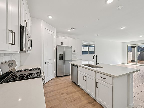 Agave Trails - Sage Interior Image 6