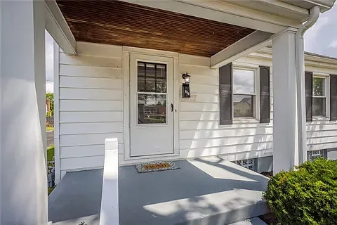 2 bed, 800 sqft, $1,375 — Photo 2