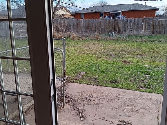 5th image of 3816 NW Cherry Ave