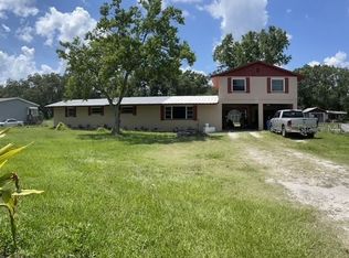 8716 S Meadowview Cir, Tampa, FL 33625