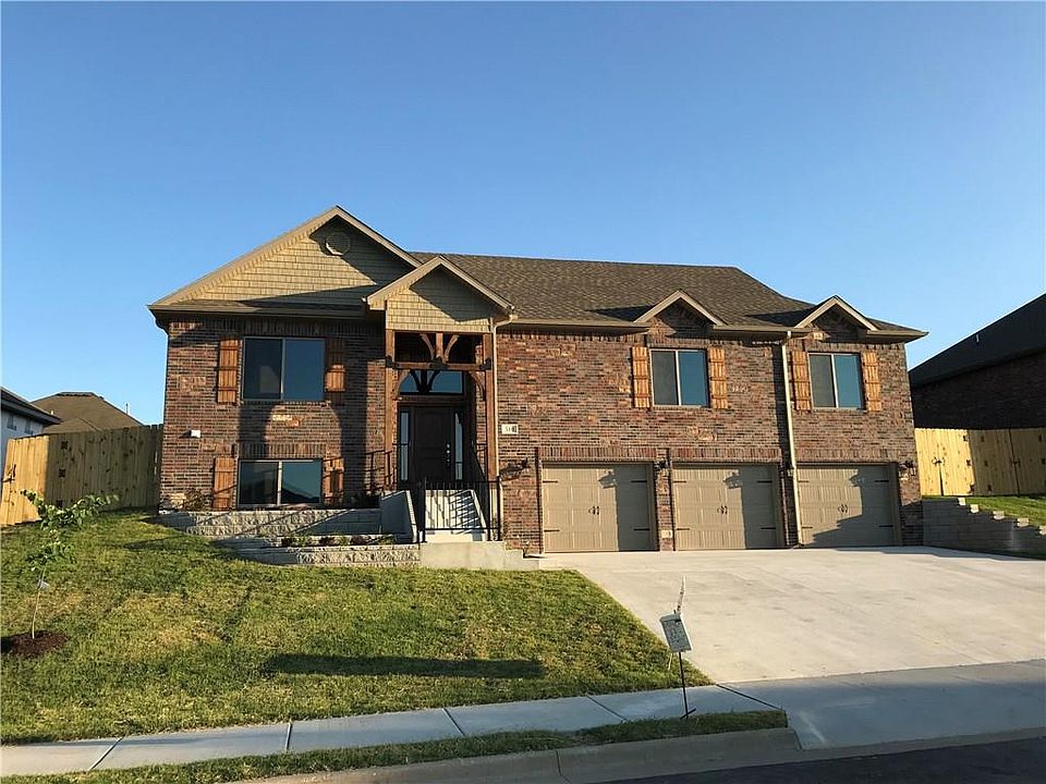 1st image of 510 Trieste Dr
