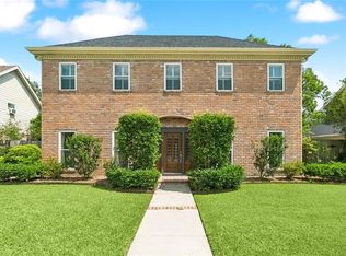 7212 Stoneleigh Dr, Harahan, LA 70123