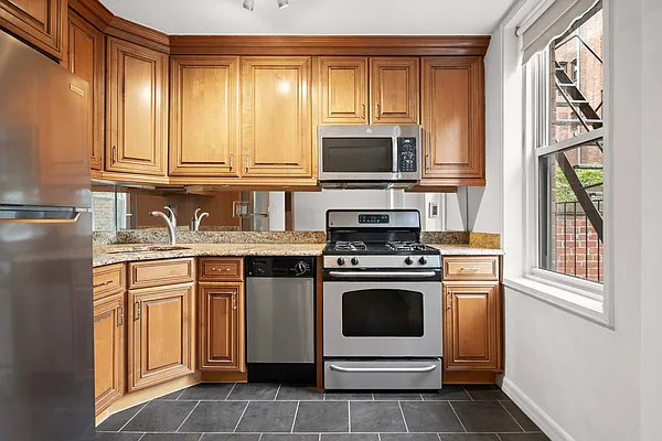 Rented by Corcoran | media 1