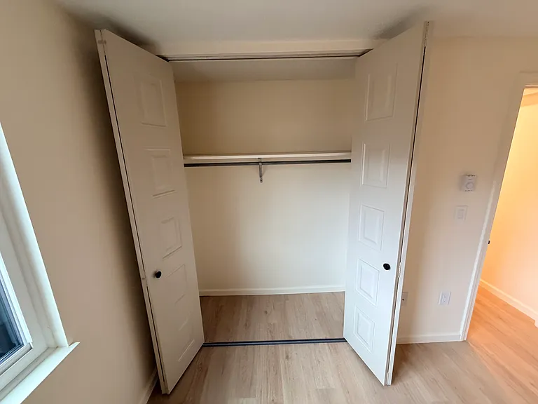 4 Penwood Dr #5 — Photo 9