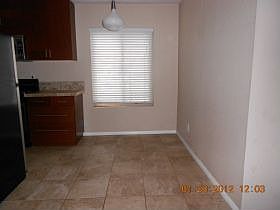 4th image of 4631 Mississippi St Unit 1