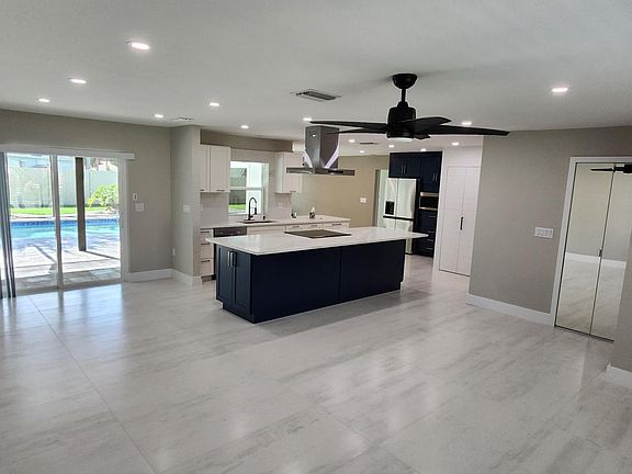 3rd image of 4270 Kingston Ct