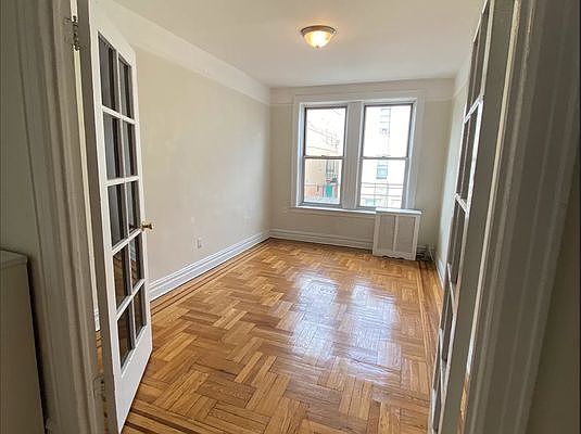 2nd image of 24-14 27th St #B