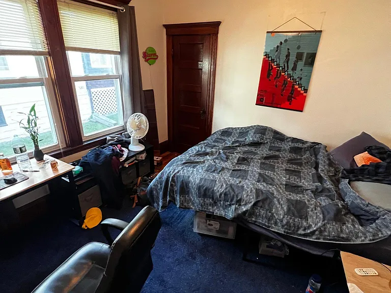 102 W Adams St — Photo 8