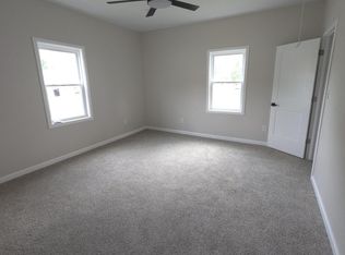 1933 Thatchers Mill Rd, Paris, KY 40361
